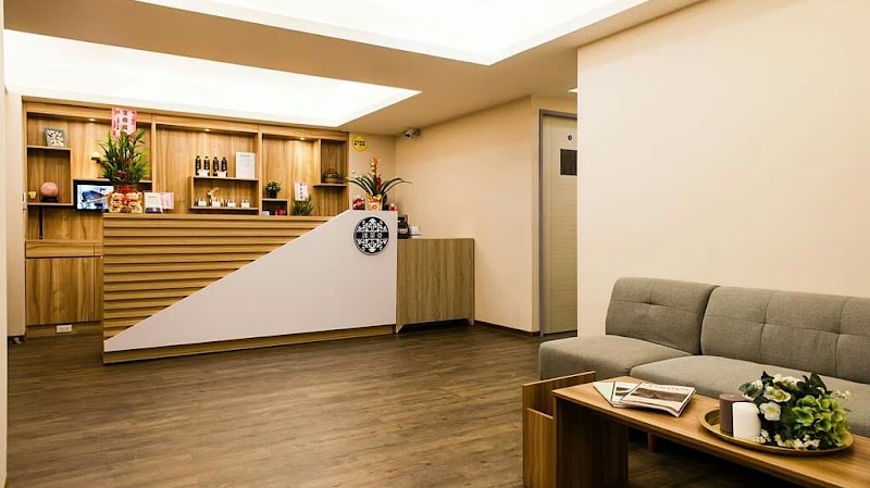 洣蒂亞男女筋絡按摩spa