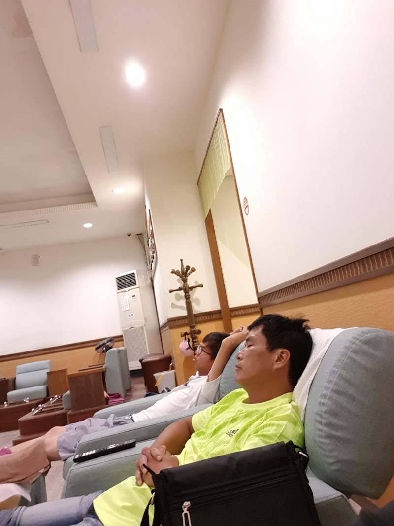 吳神父養生館店家實景照片4 - 新北