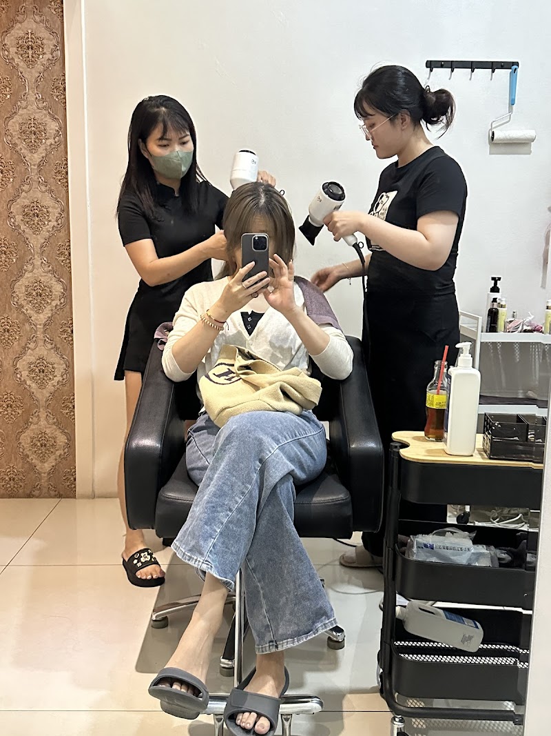花麥越式養生洗髮-岡山店店家實景照片3 - 高雄